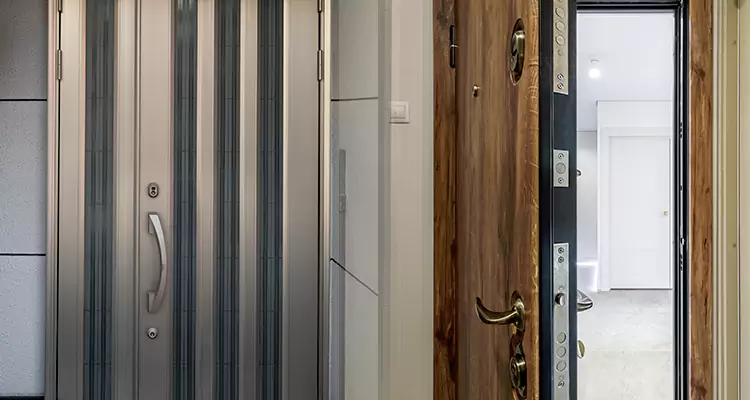 Burglar Proof Front Door Repair in Southchase, FL