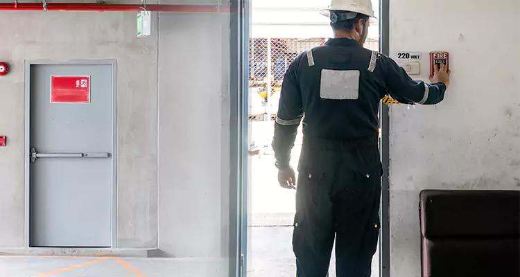 Emergency Fire Exit Door Repair in Southchase, FL