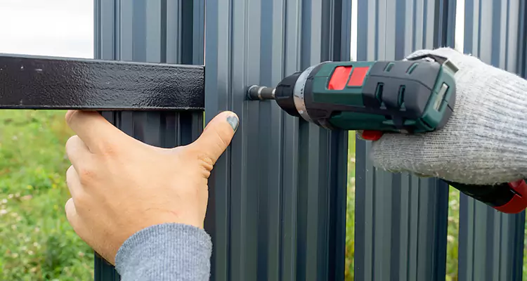 Metal Gate Repair in Southchase, FL