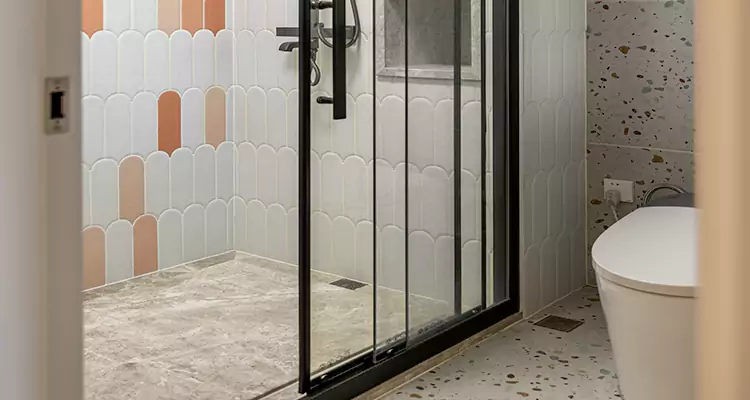 Sliding Shower Door Repair in Southchase, FL