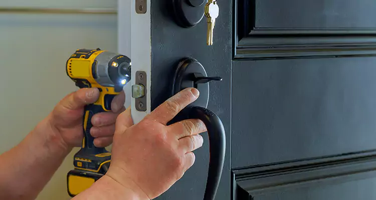 Comprehensive Door Lock Repair Services in Southchase, FL
