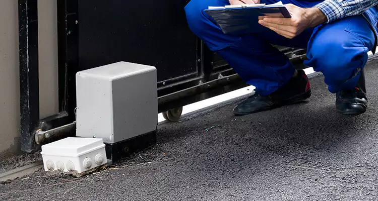 Genie Garage Door Sensor Replacement in Southchase, FL