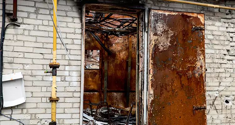 Metal Door Rust Repair in Southchase, FL