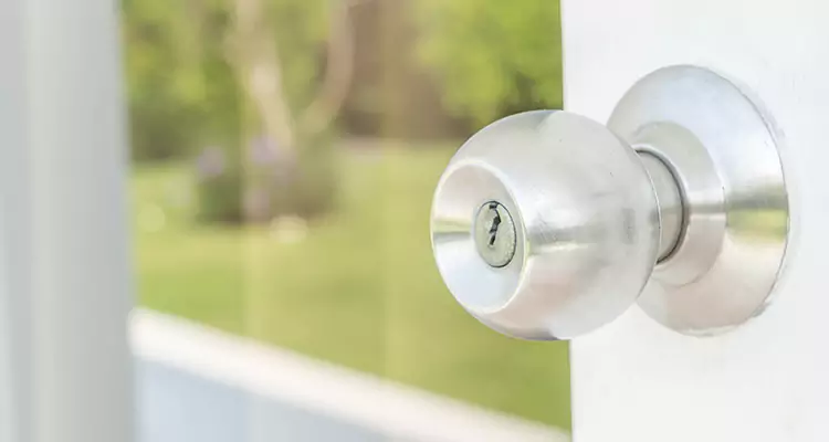 Patio Door Mechanism Jammed in Southchase, FL