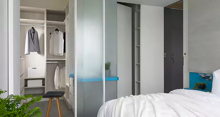 Closet Door Bi Fold Installation in Southchase, FL