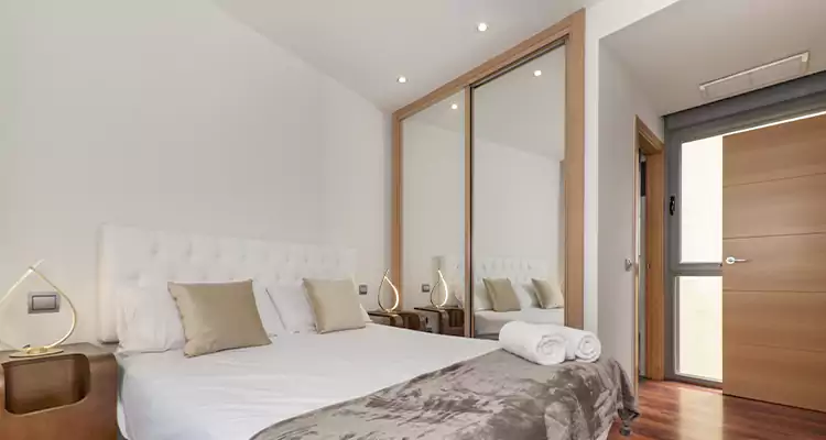 Sliding Wardrobe Door Mirror Replacement in Southchase, FL